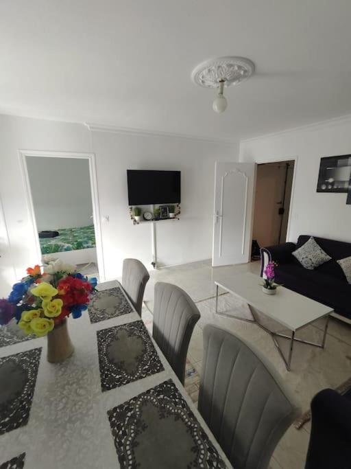 Appartement T4 Sevran Exterior photo